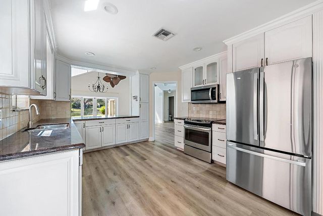 13290 Saint Tropez Circle, Palm Beach Gardens, FL 33410