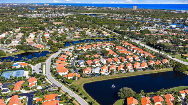 13290 Saint Tropez Circle, Palm Beach Gardens, FL 33410
