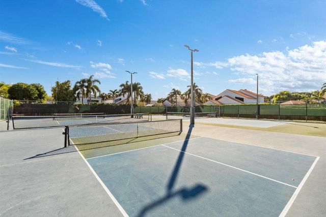 13290 Saint Tropez Circle, Palm Beach Gardens, FL 33410