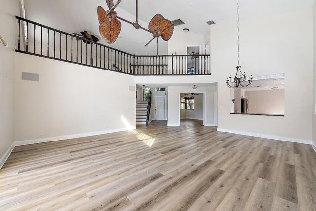 13290 Saint Tropez Circle, Palm Beach Gardens, FL 33410