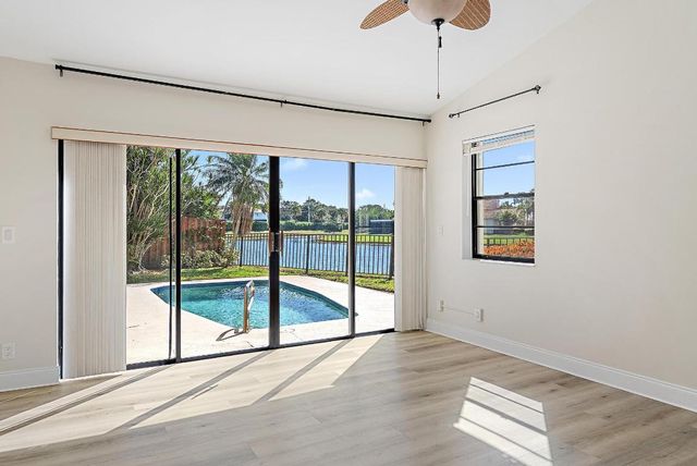 13290 Saint Tropez Circle, Palm Beach Gardens, FL 33410