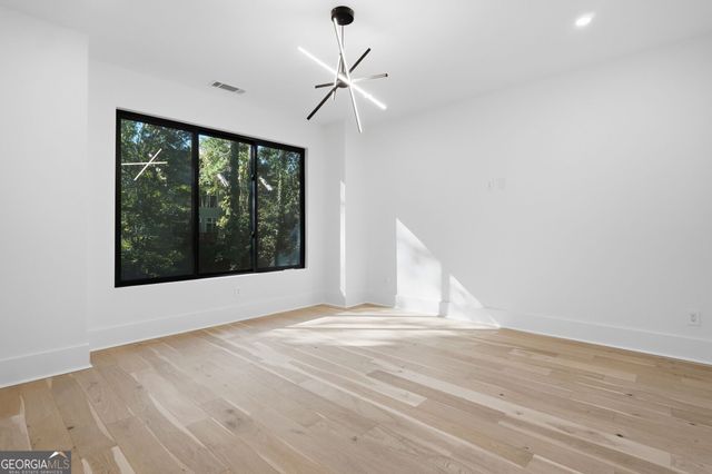 1343 Merry Lane NE, Atlanta, GA 30329
