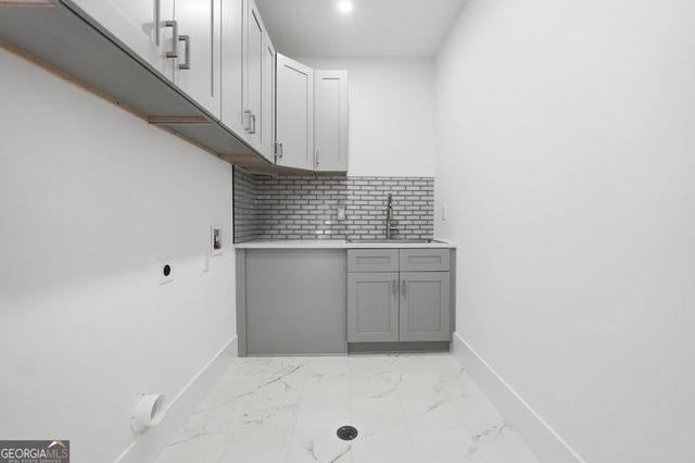 1343 Merry Lane NE, Atlanta, GA 30329