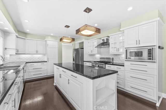 4901 Basswood, Irvine, CA 92612