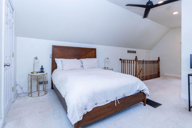 65 Pleasant Street, Oxford Vllg, MI 48371