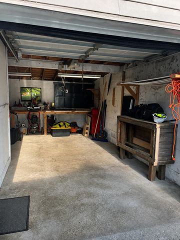 65 Pleasant Street, Oxford Vllg, MI 48371