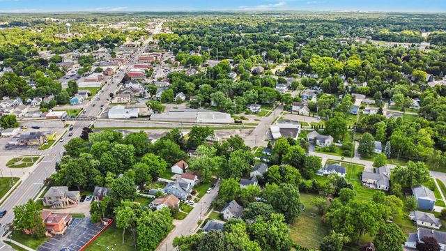 65 Pleasant Street, Oxford Vllg, MI 48371