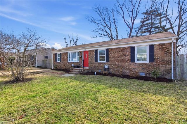 199 Ridgewood PW, Newport News, VA 23608