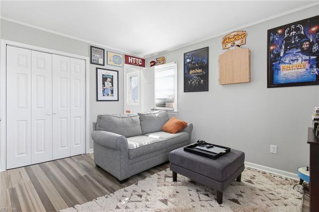 199 Ridgewood PW, Newport News, VA 23608