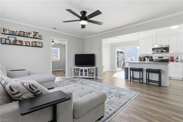 199 Ridgewood PW, Newport News, VA 23608