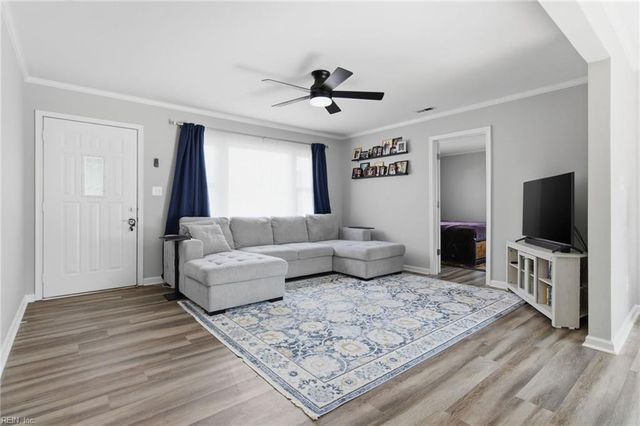 199 Ridgewood PW, Newport News, VA 23608