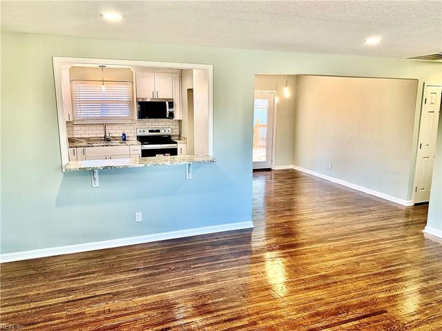 8320 Mona AVE, Norfolk, VA 23518