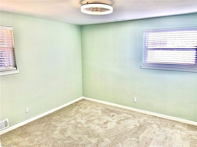 8320 Mona AVE, Norfolk, VA 23518