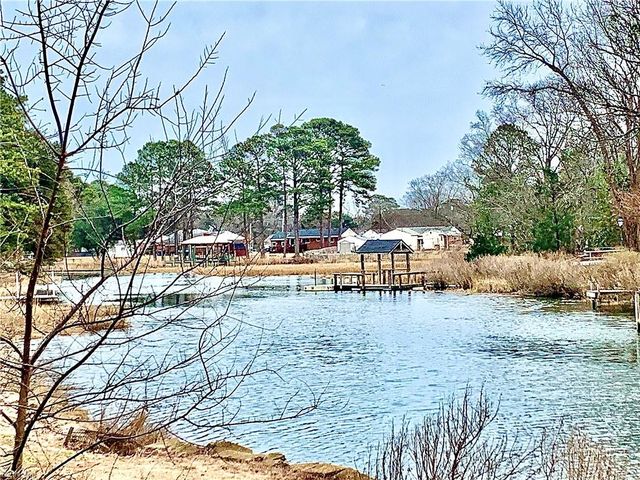 8320 Mona AVE, Norfolk, VA 23518