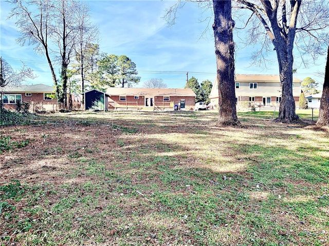 8320 Mona AVE, Norfolk, VA 23518