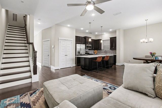 2007 Tarfite Place W, Houston, TX 77077