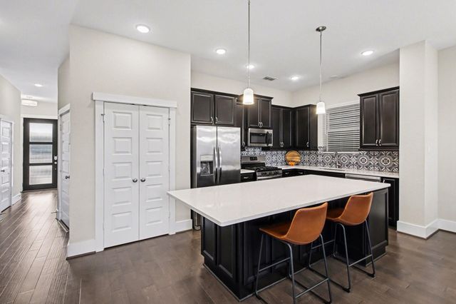 2007 Tarfite Place W, Houston, TX 77077