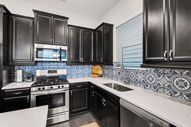 2007 Tarfite Place W, Houston, TX 77077