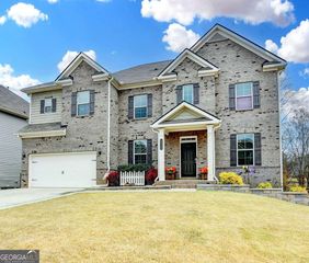 5525 Mirror Lake Drive, Cumming, GA 30028