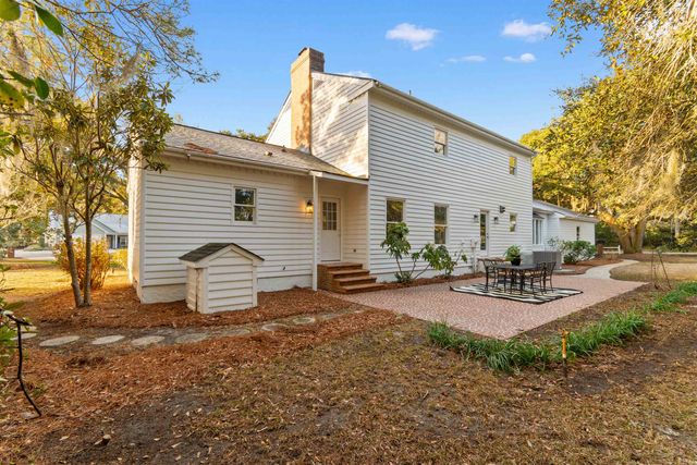 341 Wraggs Ferry Rd., Georgetown, SC 29440