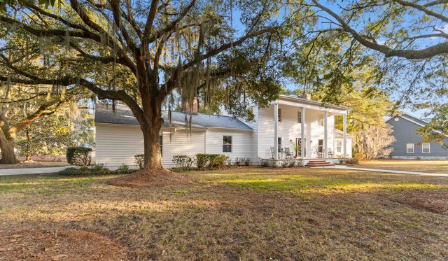 341 Wraggs Ferry Rd., Georgetown, SC 29440