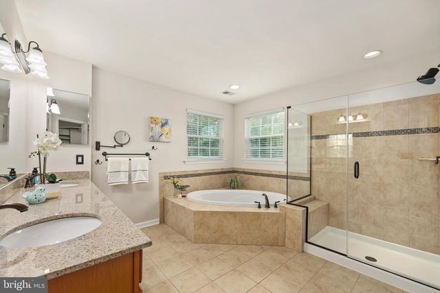 4954 PEBBLE RUN RD, Warrenton, VA 20187