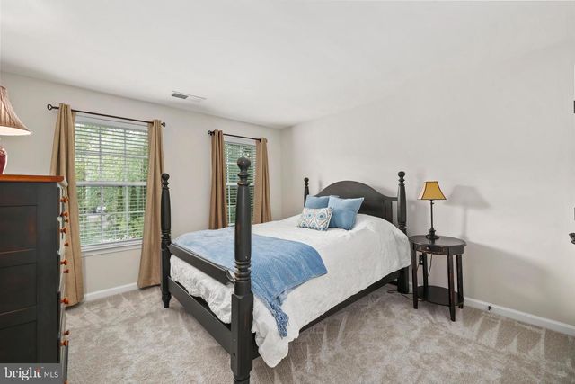 4954 PEBBLE RUN RD, Warrenton, VA 20187