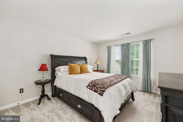 4954 PEBBLE RUN RD, Warrenton, VA 20187