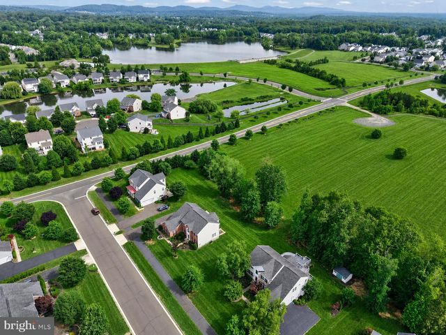 4954 PEBBLE RUN RD, Warrenton, VA 20187