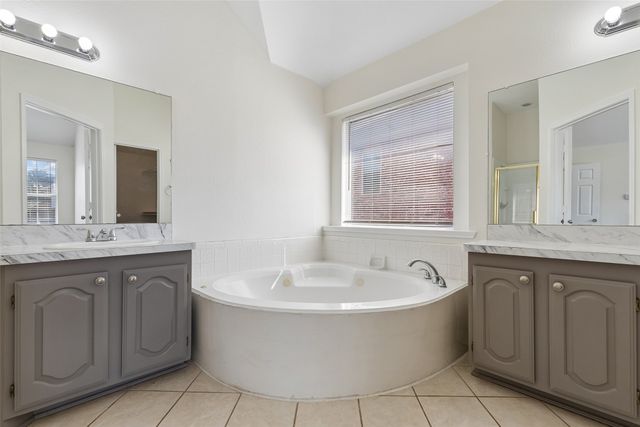 1604 Bennington Drive, Carrollton, TX 75007