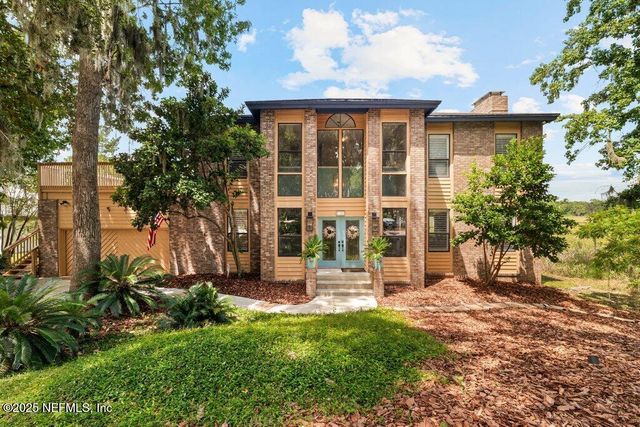 2010 SHADOW Lane, Neptune Beach, FL 32266