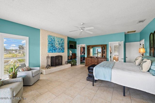 2010 SHADOW Lane, Neptune Beach, FL 32266