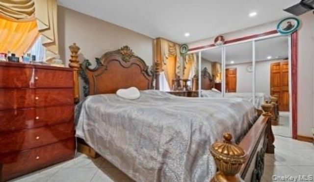 115 bayswater, Inwood, NY 11096