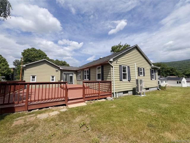 53 Church Street, Ellenville, NY 12428