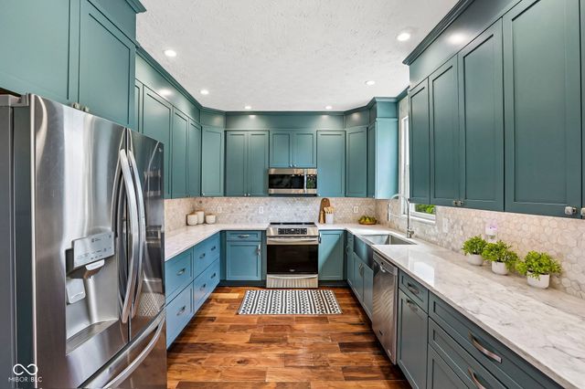 20130 Country Lake Boulevard, Noblesville, IN 46062