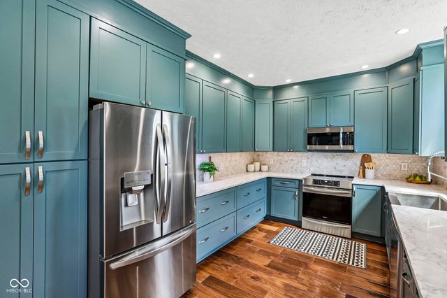 20130 Country Lake Boulevard, Noblesville, IN 46062