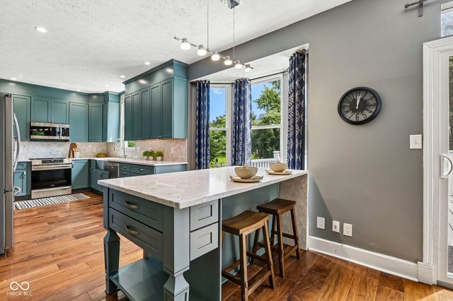 20130 Country Lake Boulevard, Noblesville, IN 46062