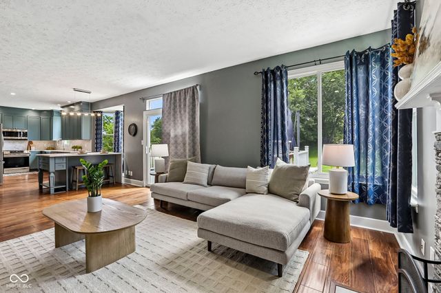 20130 Country Lake Boulevard, Noblesville, IN 46062