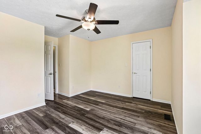 20130 Country Lake Boulevard, Noblesville, IN 46062