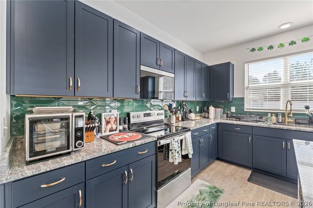 55 Walkabout Drive, Aberdeen, NC 28315