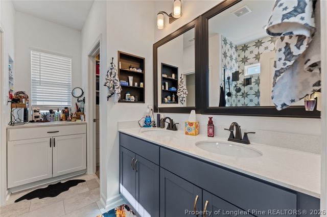 55 Walkabout Drive, Aberdeen, NC 28315