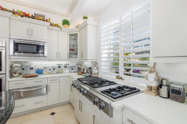 10628 PONTOFINO CIRCLE, Trinity, FL 34655