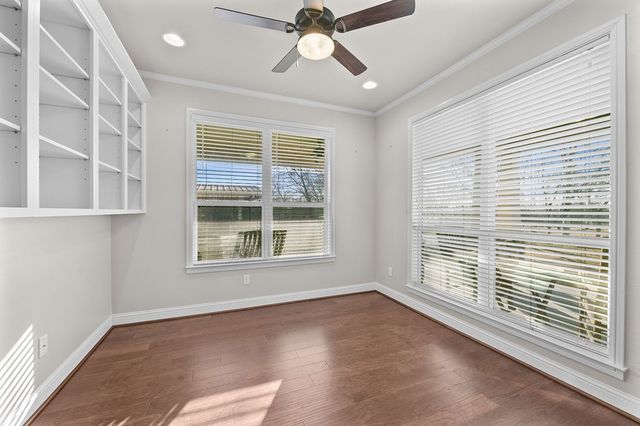 605 E Godley Avenue, Godley, TX 76044