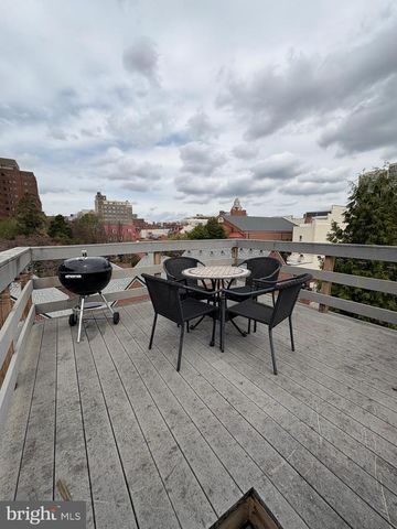 423 SPRUCE ST, Philadelphia, PA 19106