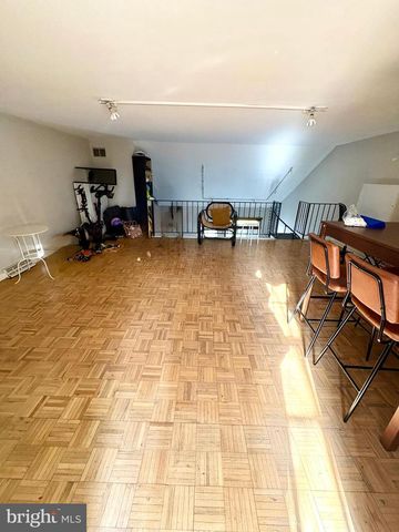 423 SPRUCE ST, Philadelphia, PA 19106