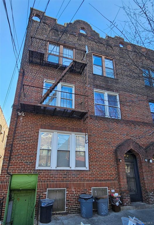 37-19 59th Street, Woodside, NY 11377