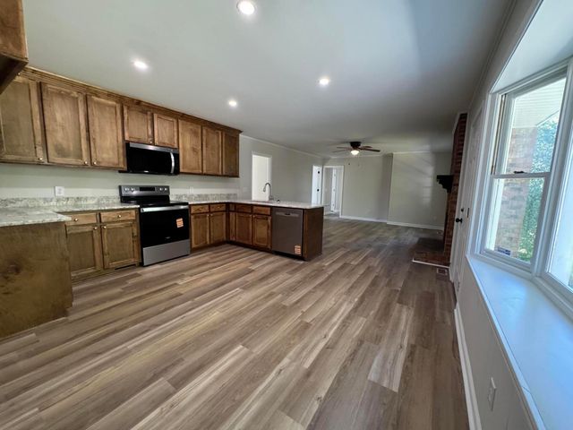 2408 Hunt Club Road, Sumter, SC 29154