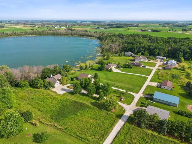 789 S NEUMEYER LANE, Brillion, WI 54110