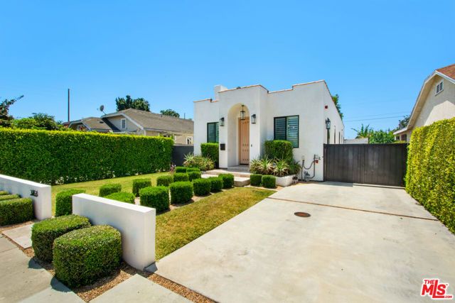 3763 S Gramercy Place, Los Angeles, CA 90018