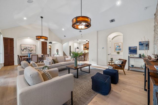 3701 Copper Ridge CT, Austin, TX 78734